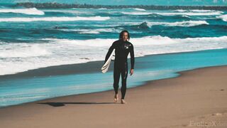 Surfs Up Tyler Nixon Kylie Rocket Сover